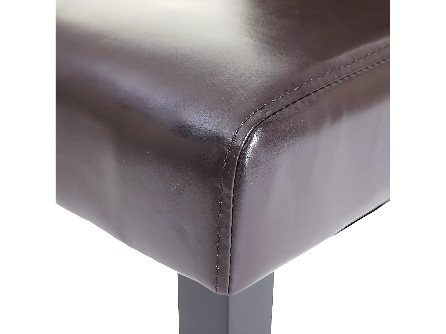 Lot de 4 chaises en synthétique marron pieds en bois foncé CDS04544