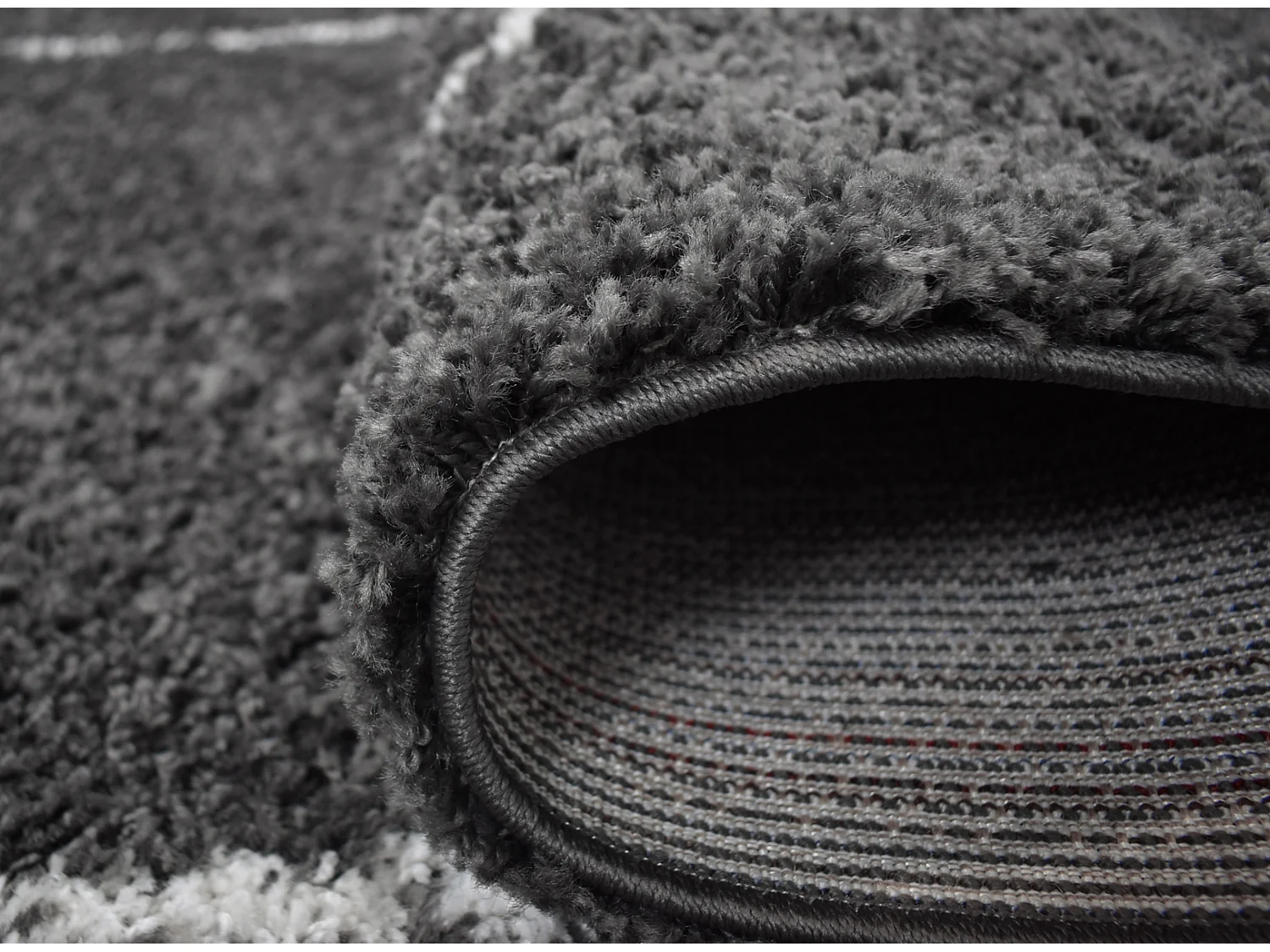 Tapis de salon - motif berbère - laine artificielle - Asma - 67x180cm - Anthracite