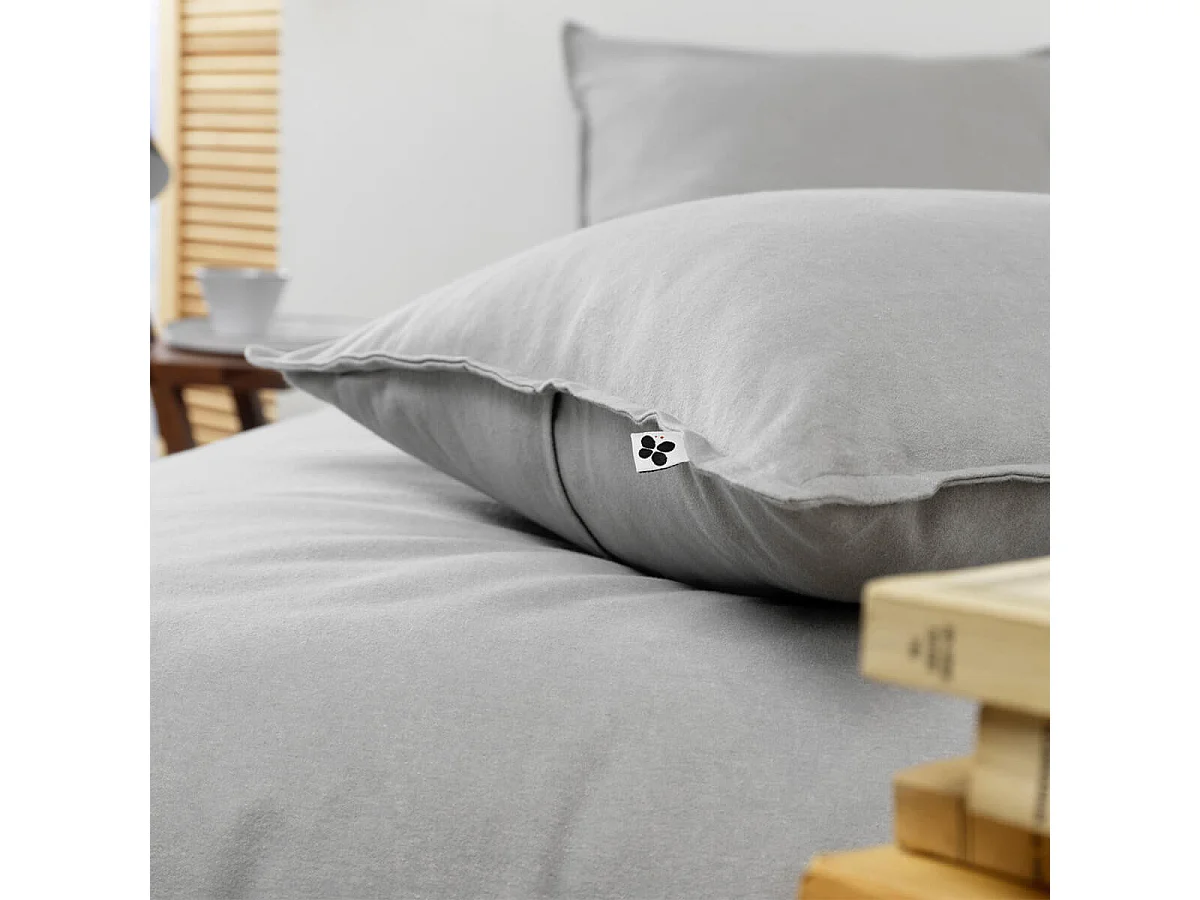 HEDDA - Taie d'Oreiller 63x63cm Flanelle de Coton Coloris Brume