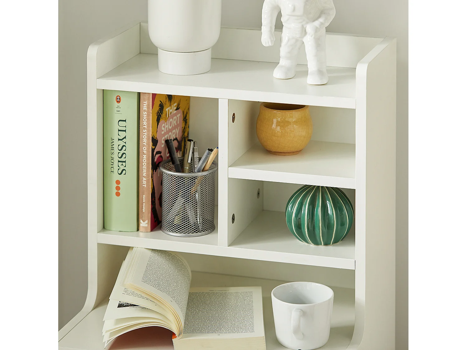 Stolik nocny z półkami i 2 szufladami FBT100-W