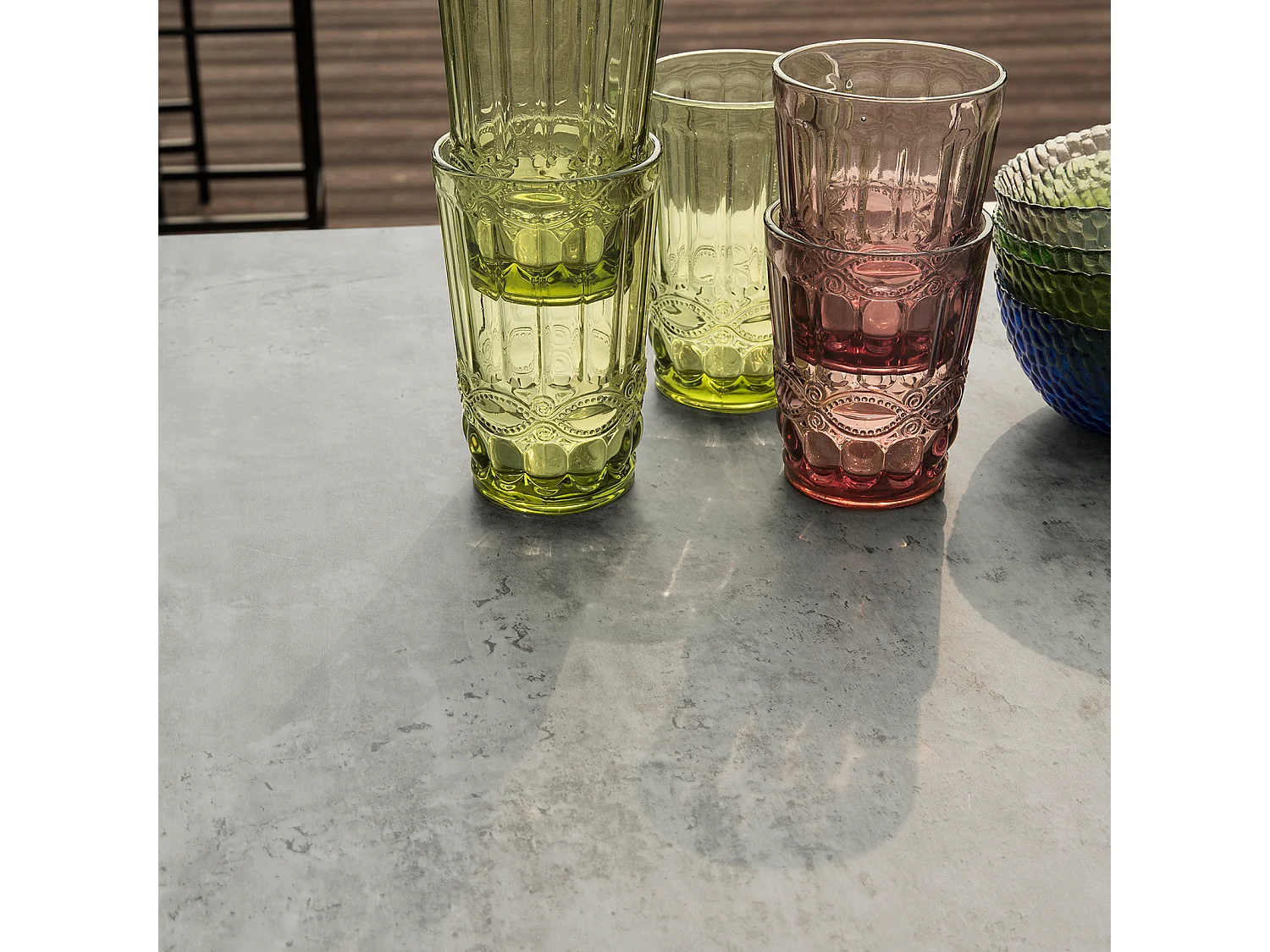 Set Mesa Alta de Bar y 4 Taburetes Estilo Industrial  4 sillas OGT11-HG SoBuy ES