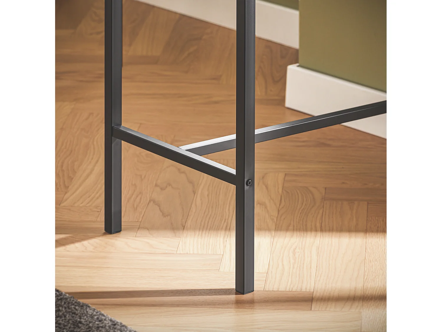 Set Mesa Alta de Bar y 2 Taburetes con Respaldos de Estilo Industrial ES L89cm x D45cm x H100cm OGT03-XL SoBuy ES