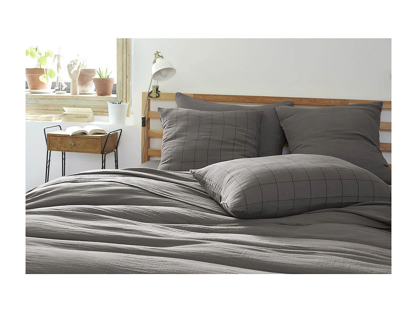 OUREA MOTIF - Taie d'Oreiller 60x60cm Gaze de Coton Granit à Grands Carreaux