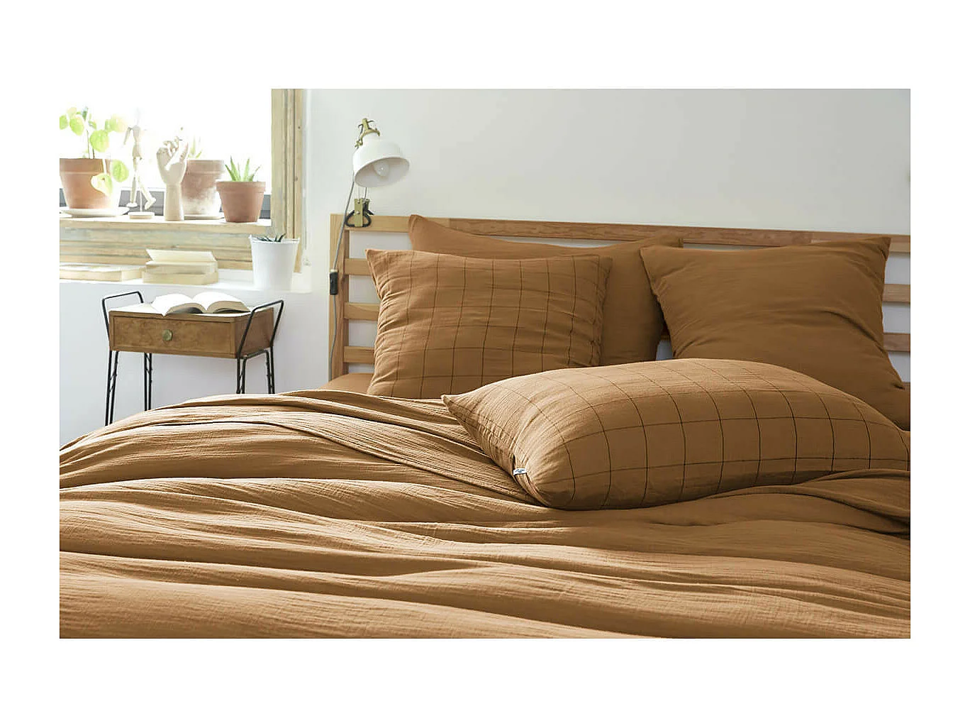 OUREA MOTIF - Taie d'Oreiller 60x60cm Gaze de Coton Camel à Grands Carreaux