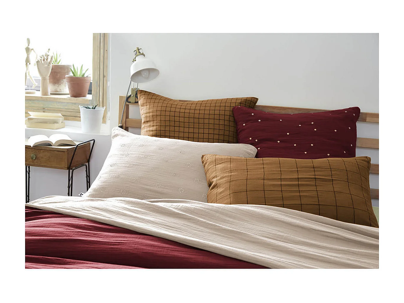 OUREA MOTIF - Taie d'Oreiller 50x70cm Gaze de Coton Camel à Grands Carreaux