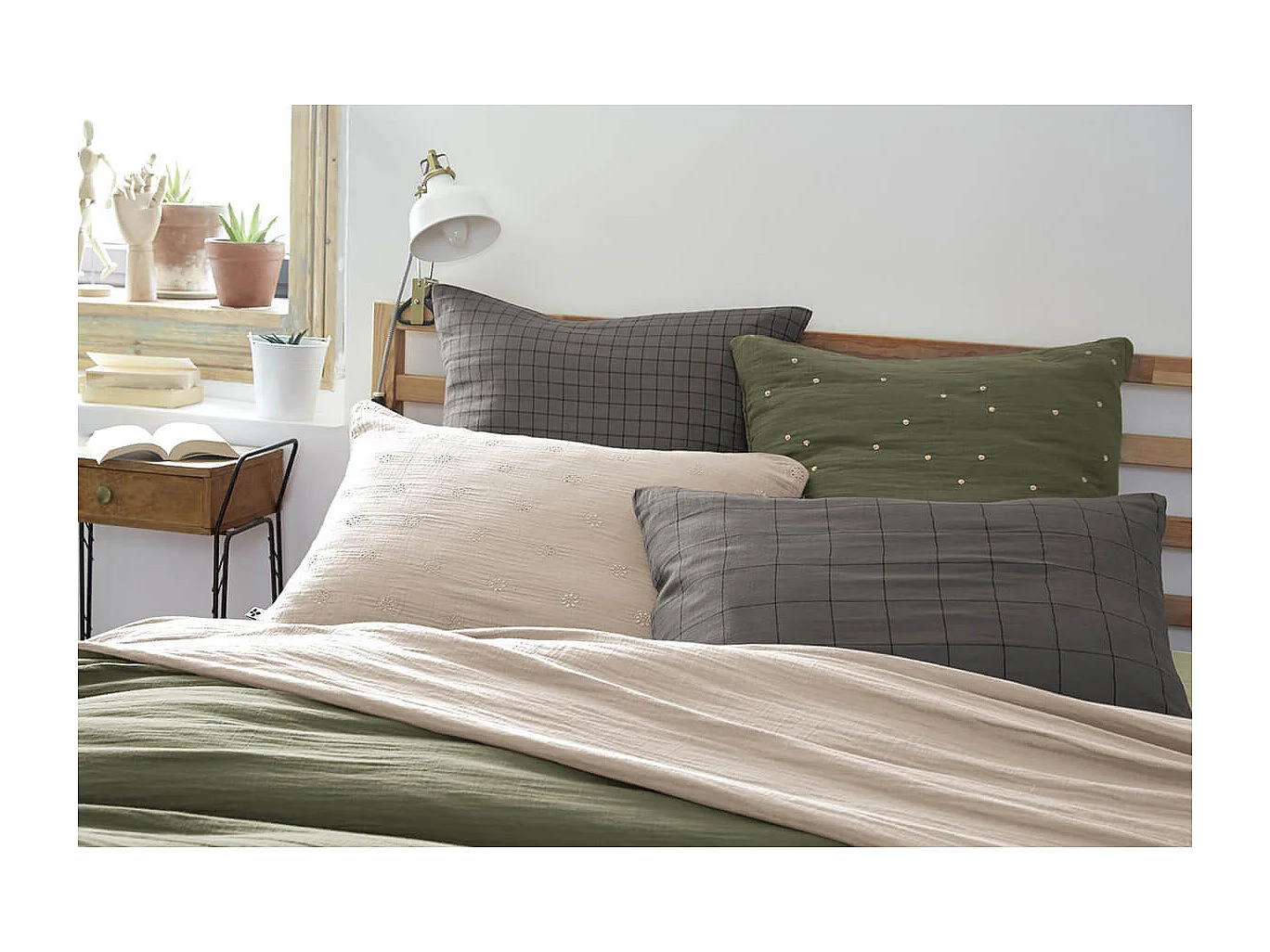 OUREA MOTIF - Taie d'Oreiller 50x70cm Gaze de Coton Granit à Grands Carreaux