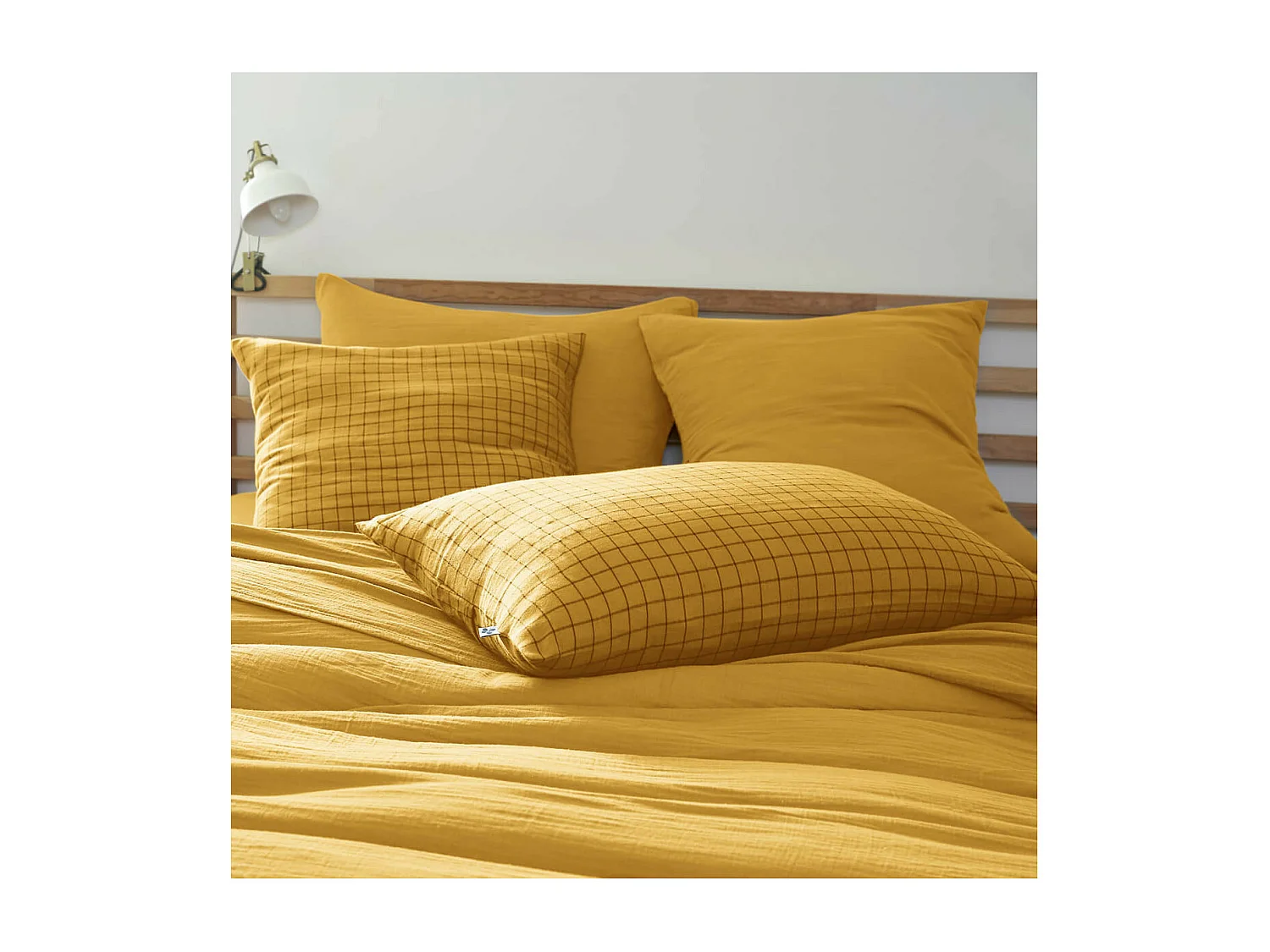 OUREA MOTIF - Taie d'Oreiller 50x70cm Gaze de Coton Safran à Petits Carreaux