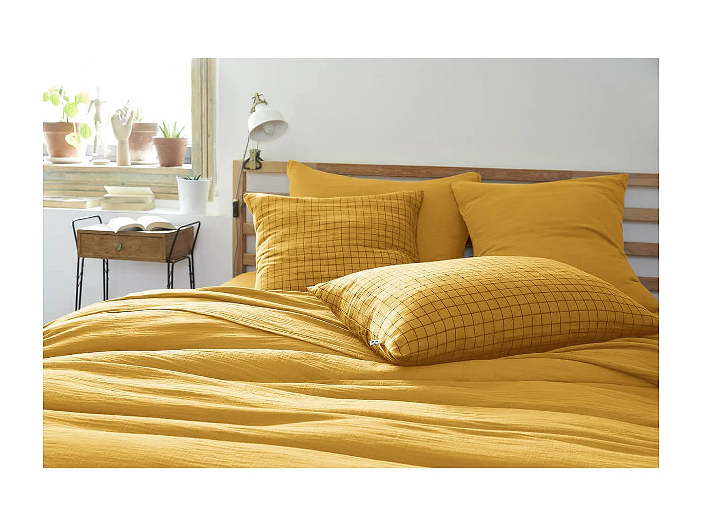 OUREA MOTIF - Taie d'Oreiller 50x70cm Gaze de Coton Safran à Petits Carreaux