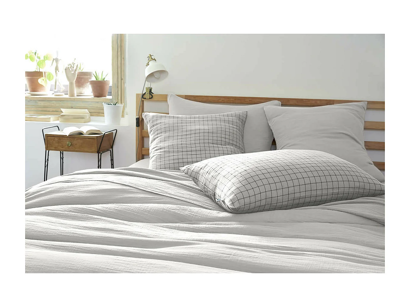 OUREA MOTIF - Taie d'Oreiller 50x70cm Gaze de Coton Nuage à Petits Carreaux