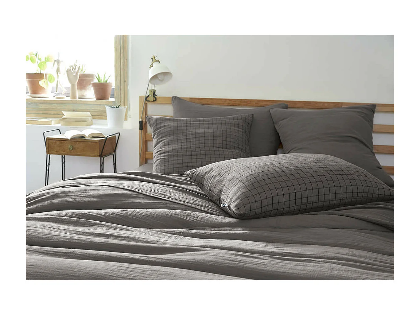 OUREA MOTIF - Taie d'Oreiller 50x70cm Gaze de Coton Granit à Petits Carreaux