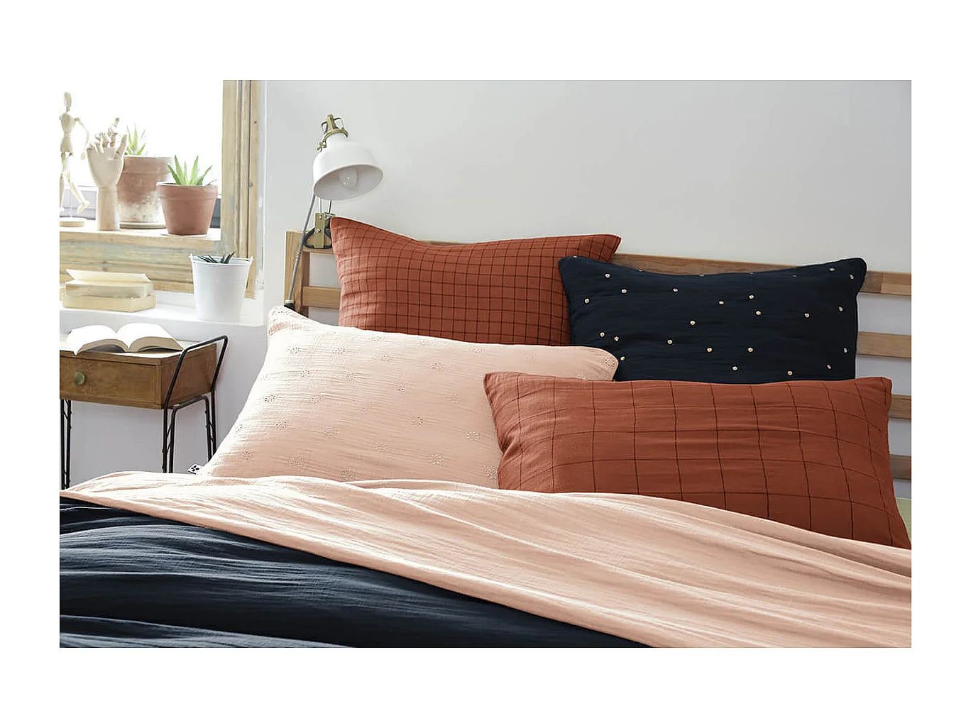 OUREA MOTIF - Taie d'Oreiller 60x60cm Gaze de Coton Terracotta à Petits Carreaux