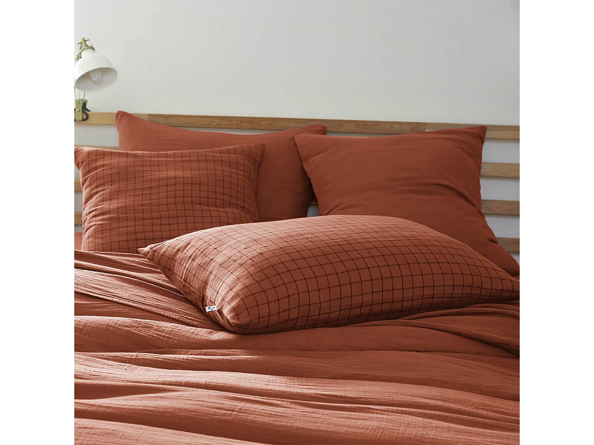 OUREA MOTIF - Taie d'Oreiller 50x70cm Gaze de Coton Terracotta à Petits Carreaux