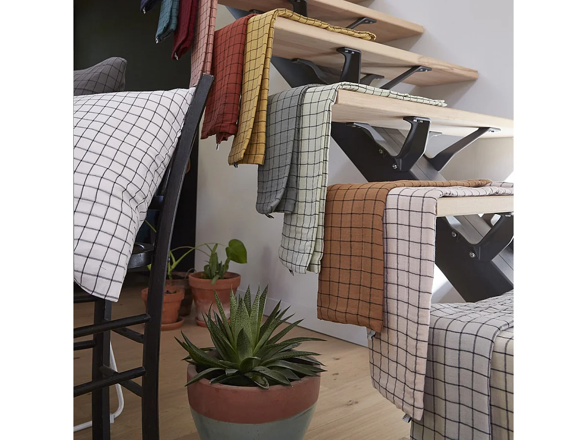 OUREA MOTIF - Taie d'Oreiller 50x70cm Gaze de Coton Rose Pêche à Petits Carreaux