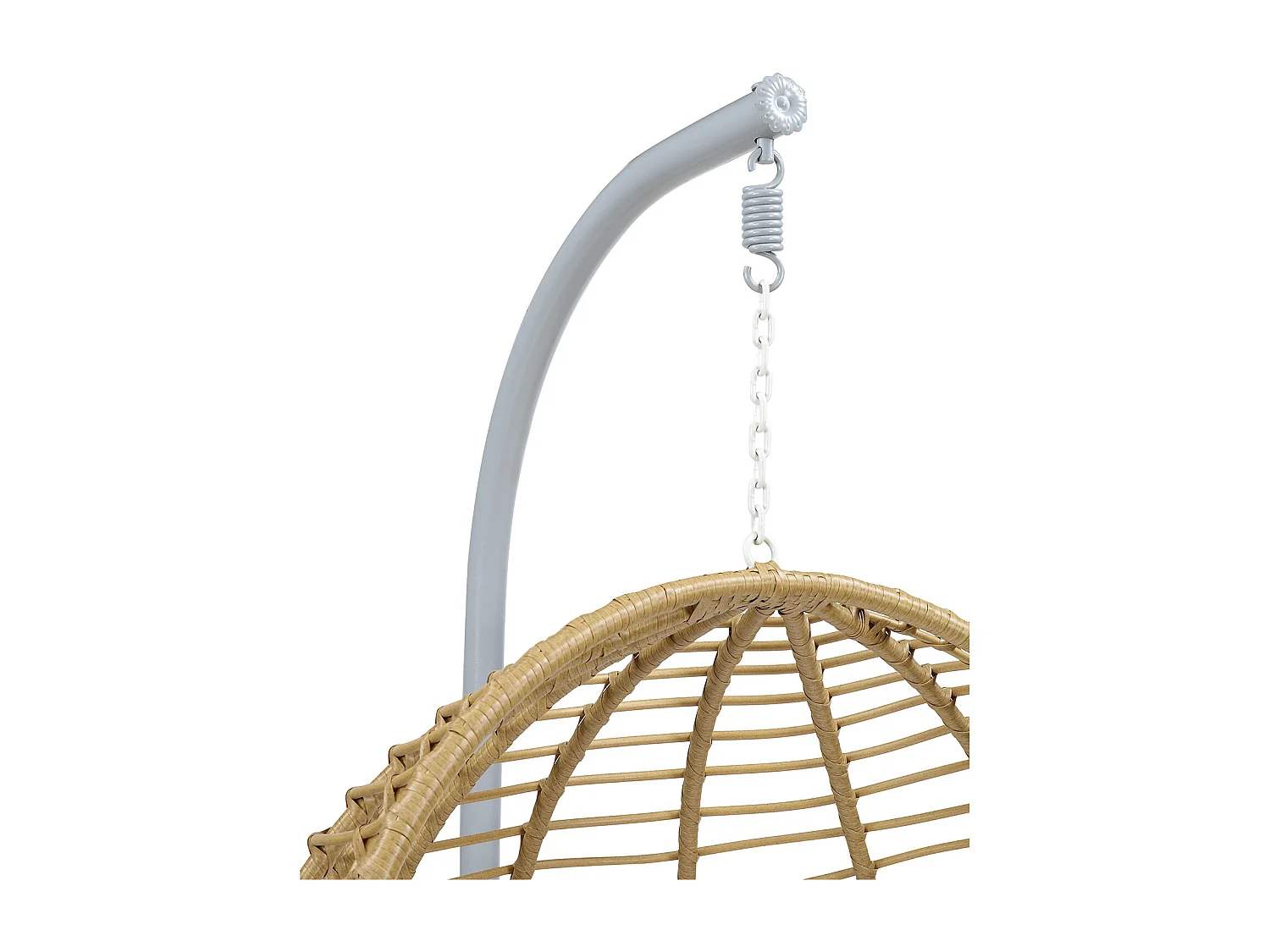 Hengestol i flettet kunstrotting lys natur med hvit pute BONTOC MYLIA