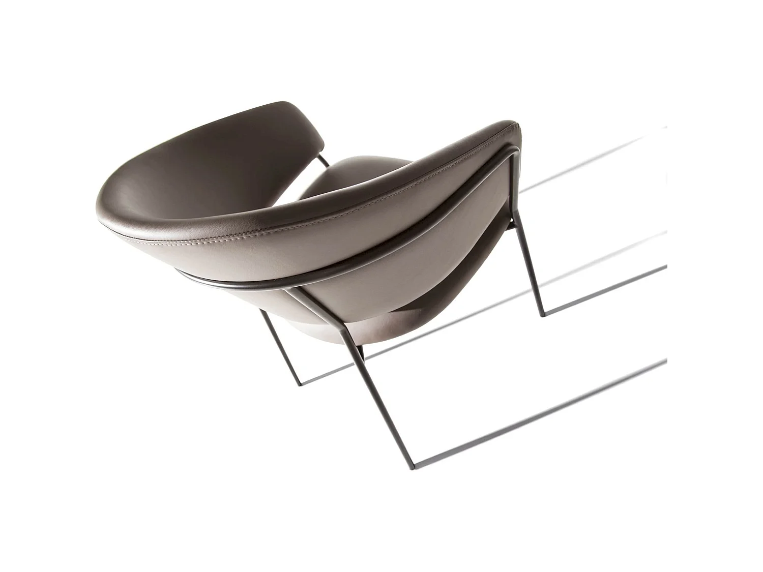 Chaise simili assise rembourrés pieds acier peint époxy