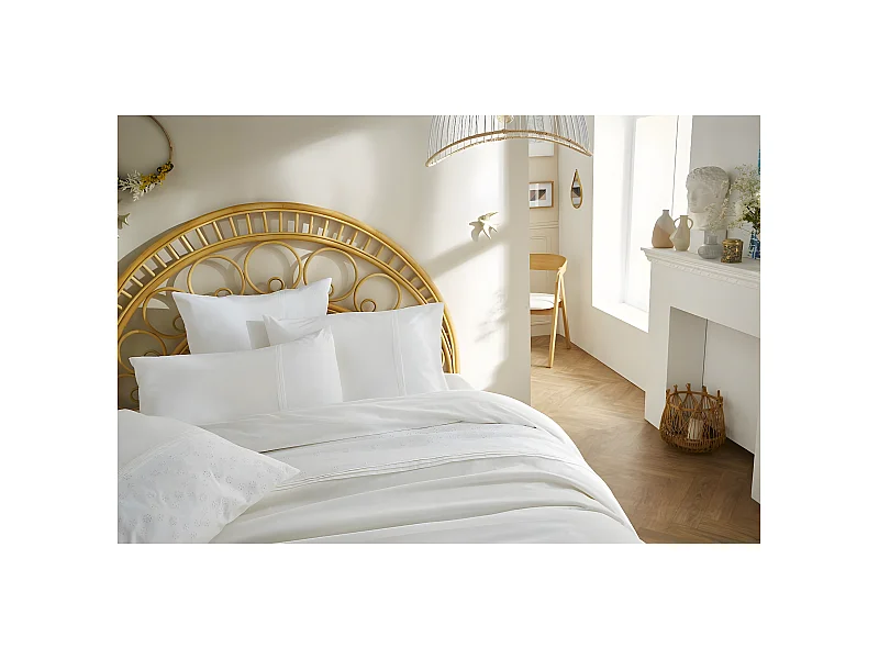 POLA - Taie d'Oreiller 50x70cm Coton Coloris Coco avec Détails Ajourés