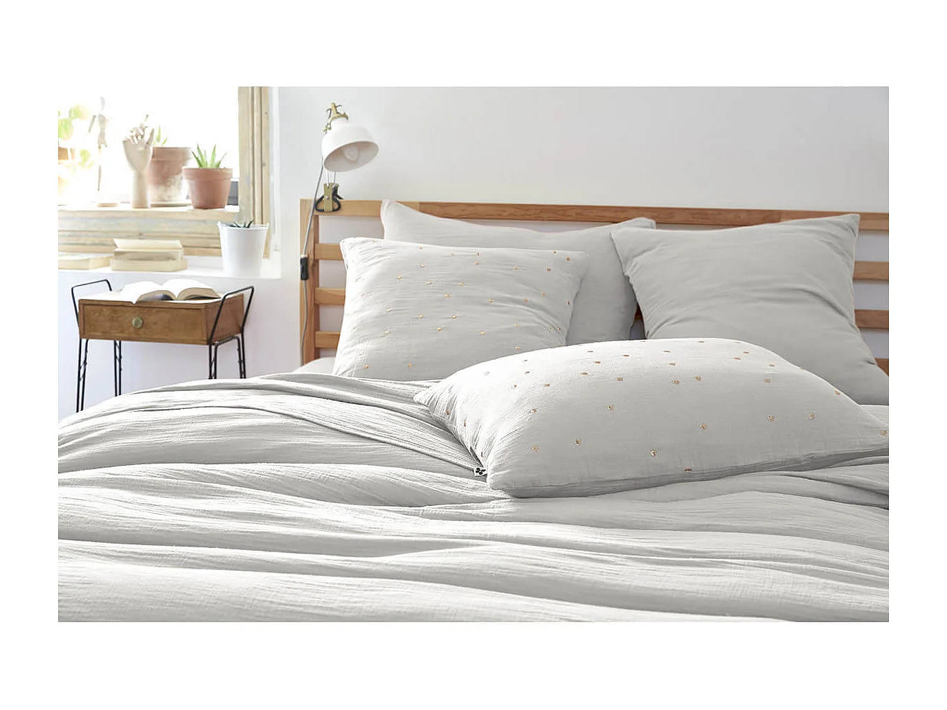 OUREA MOTIF - Taie d'Oreiller 50x70cm Gaze de Coton Nuage à Pois Dorés