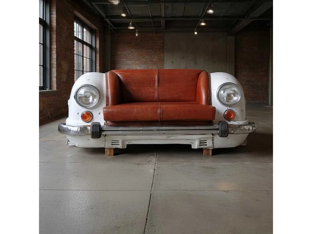 Canapé voiture en cuir de buffle et métal