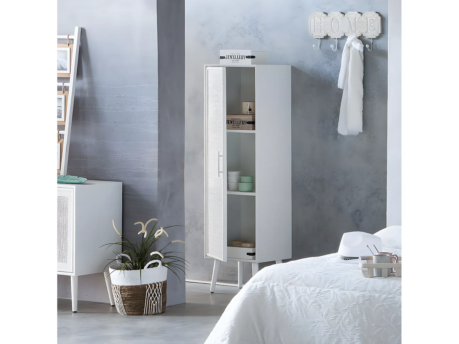 Mobile in legno bianco e rete 40,5x37x139,5h