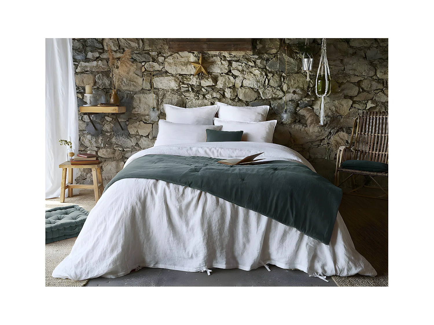 HARRIS - Chemin de Lit 90x200cm Velours de Coton Coloris Ardoise