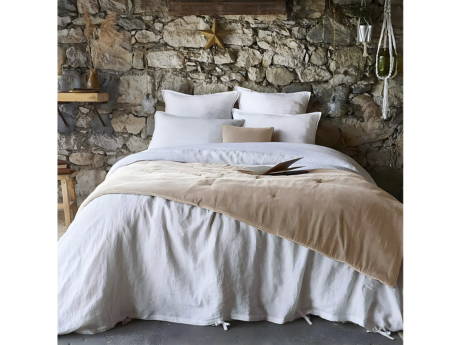 HARRIS - Chemin de Lit 90x200cm Velours de Coton Coloris Pampa