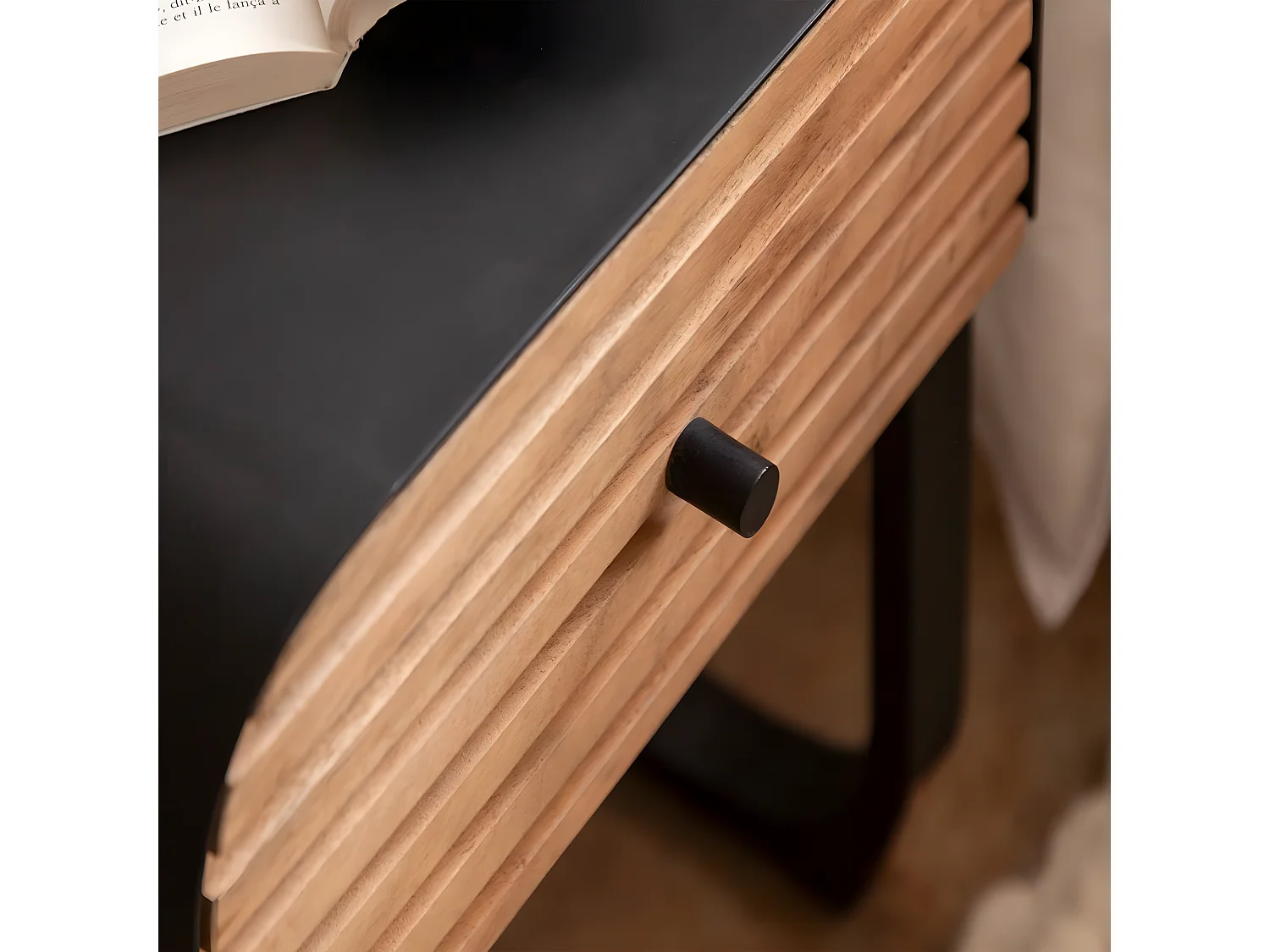 Table de chevet en bois de manguier et métal Jacques