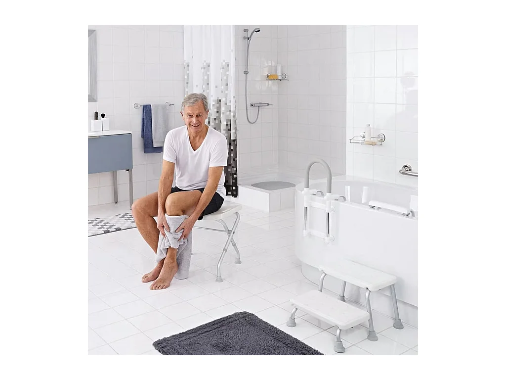 Banco de casa de banho dobrável 110 kg branco A0050301