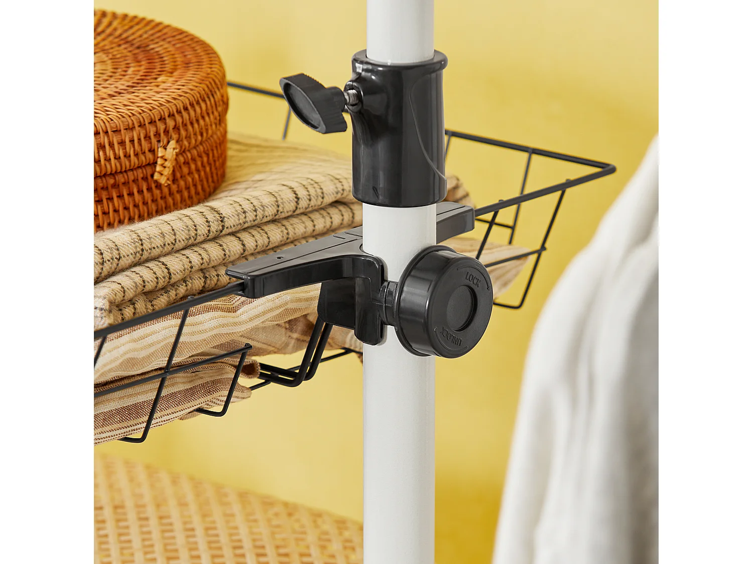 SoBuy KLS04 Kledingrek Klerenrailsysteem Opbergsysteem Telescopisch Kledingrek