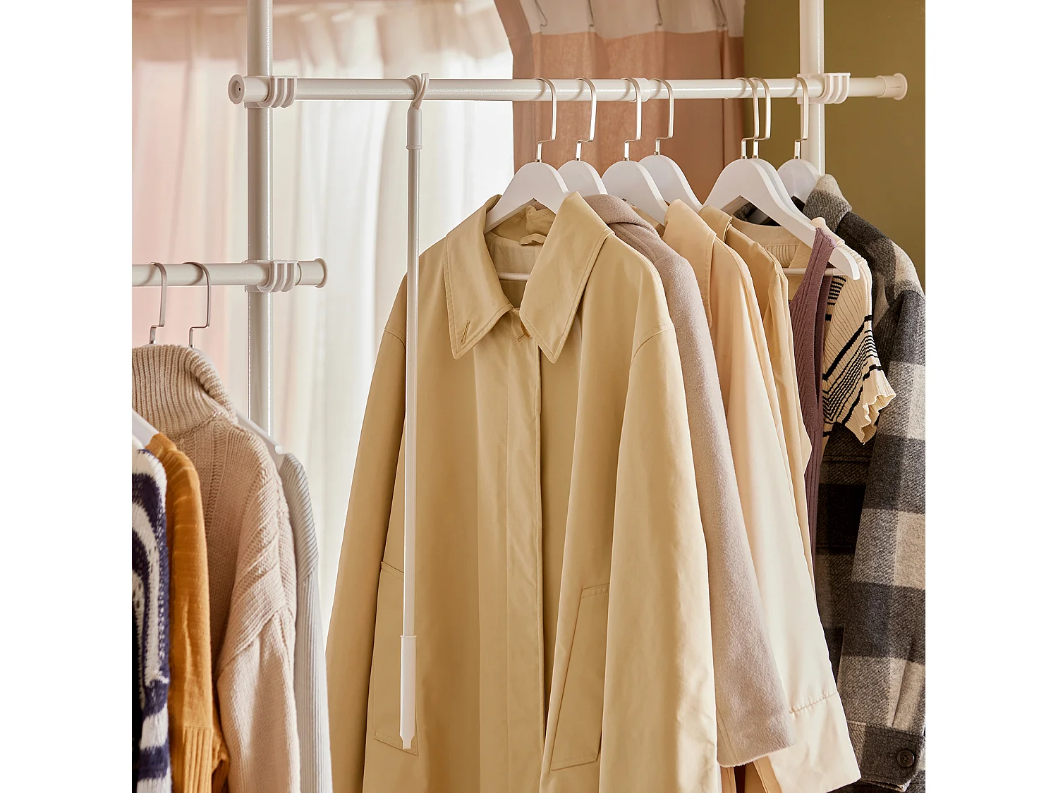 Garderoba teleskopowe z 3 drążki i 3 koszami FRG34-W