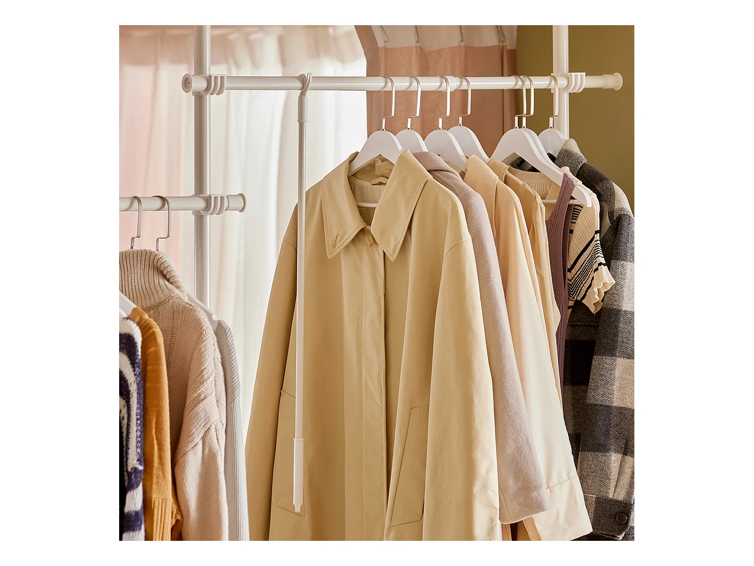 SoBuy FRG34-W Kledingkast Telescoop Herkule Systeem, Kledingrek