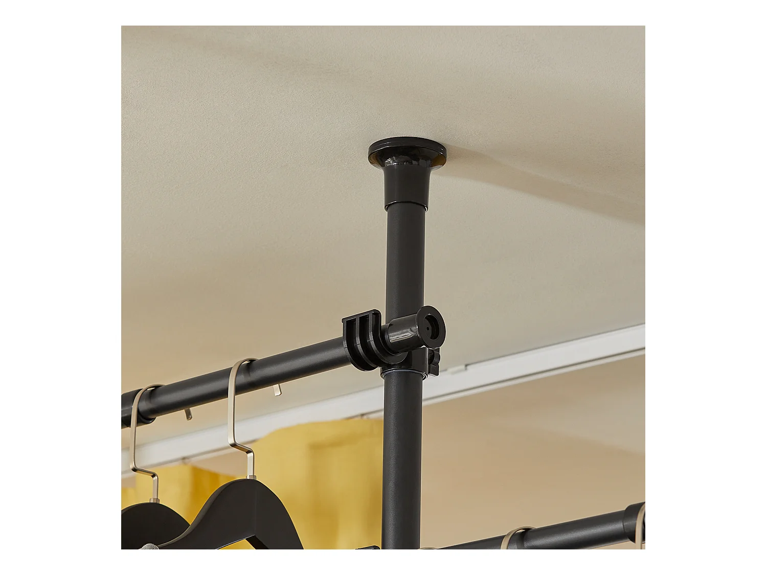 Teleskop Garderoben System KLS03-SCH 226 x 285 x 3 cm Schwarz