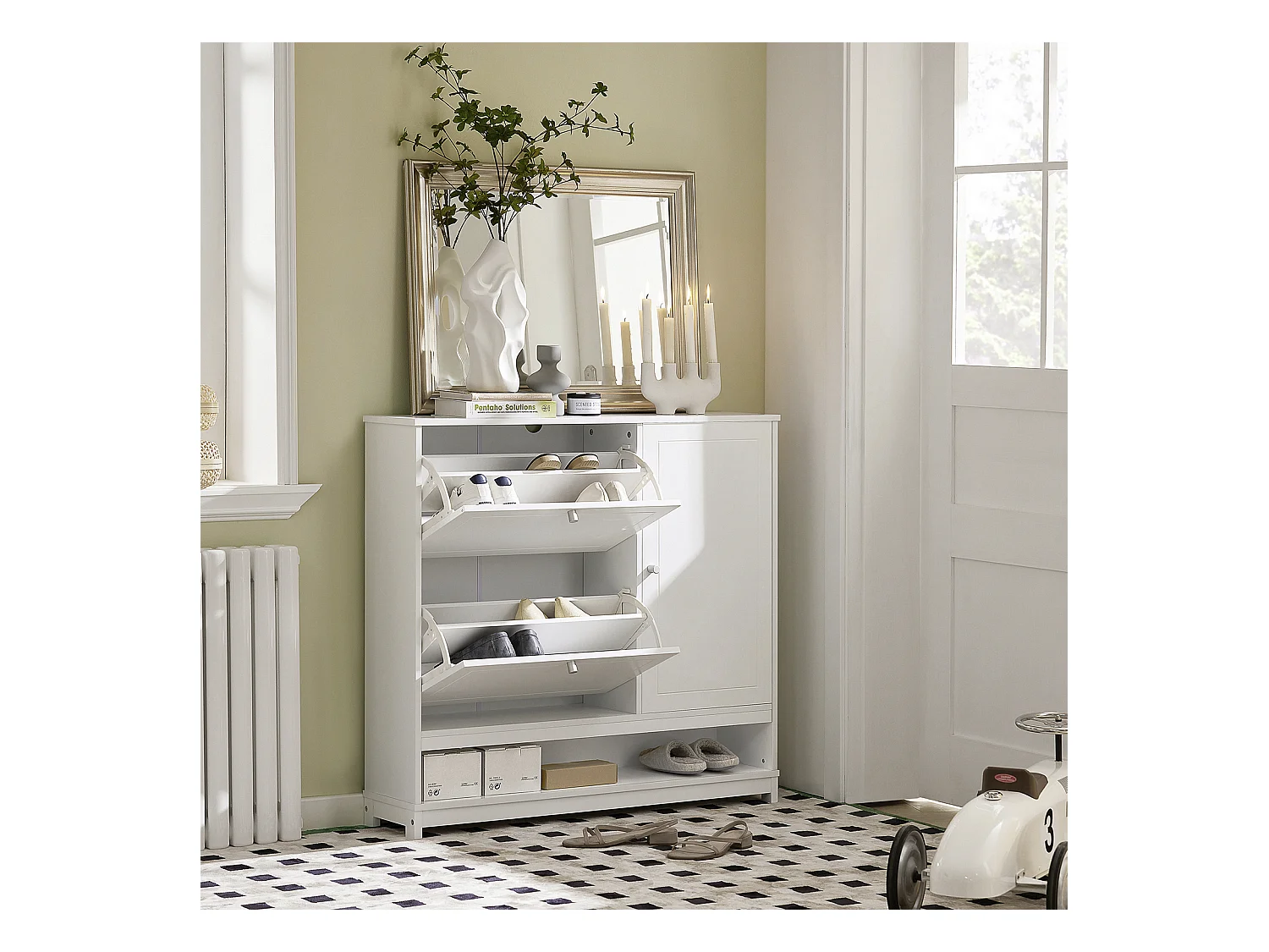 Szafka na buty z 3 drzwiami FSR114-W