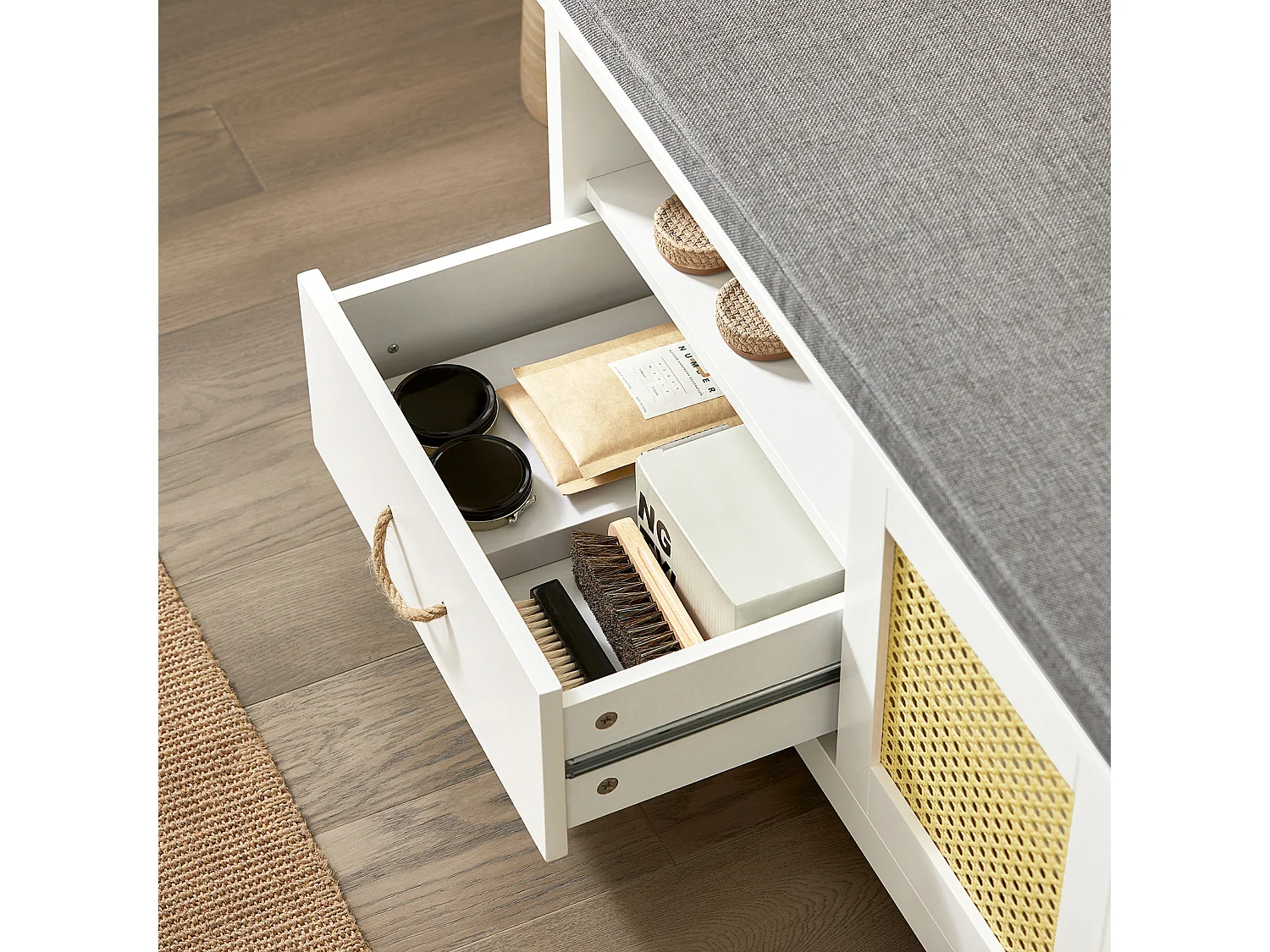 Banc de Rangement, Banc à Chaussures, Meuble d’Entrée avec Coussin Rembourré avec 1 Porte, FSR126-W