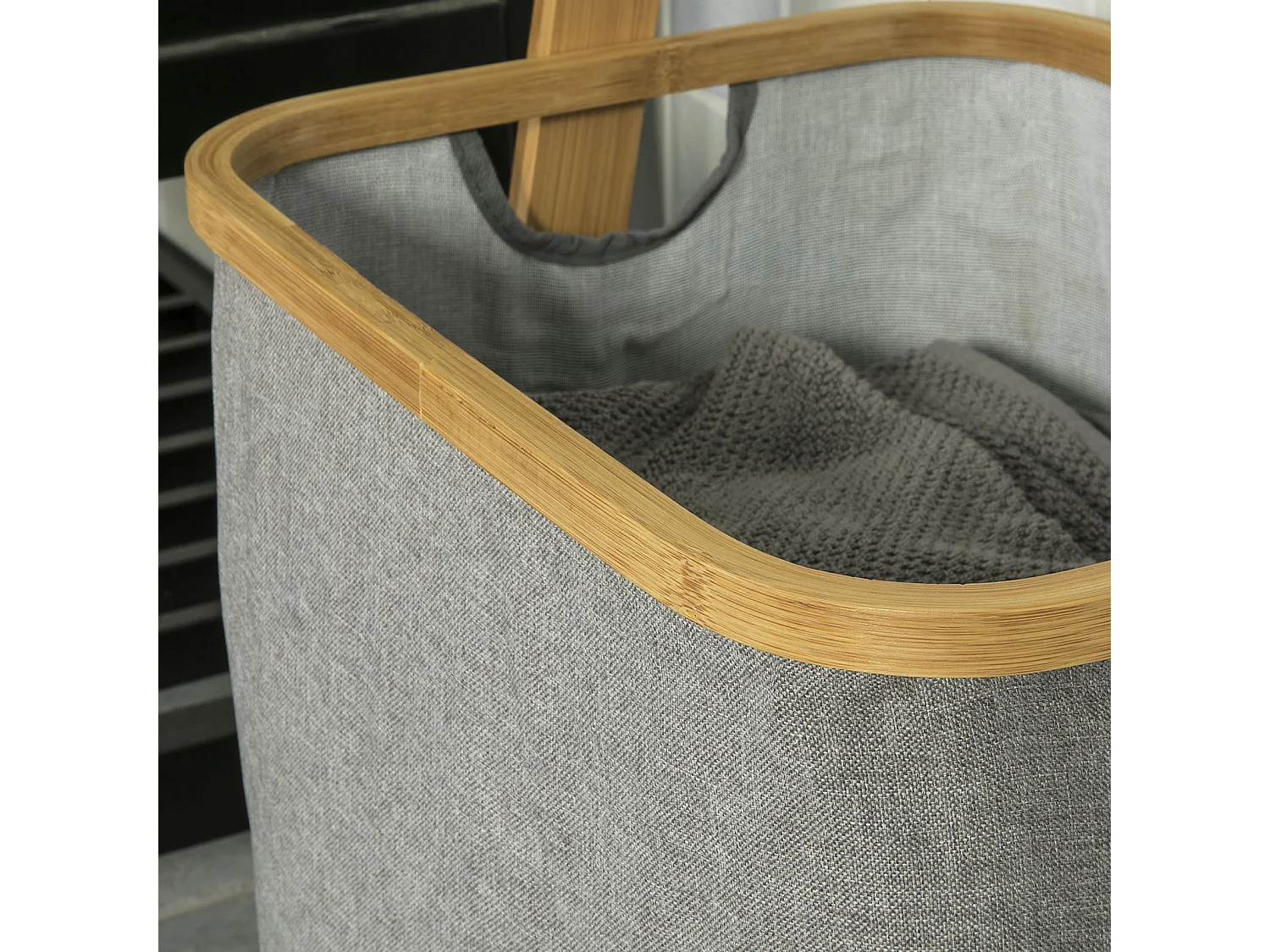 Échelle Porte-Serviettes Support avec 1 Panier à Linge Amovible et 3 Barres, FRG263-N