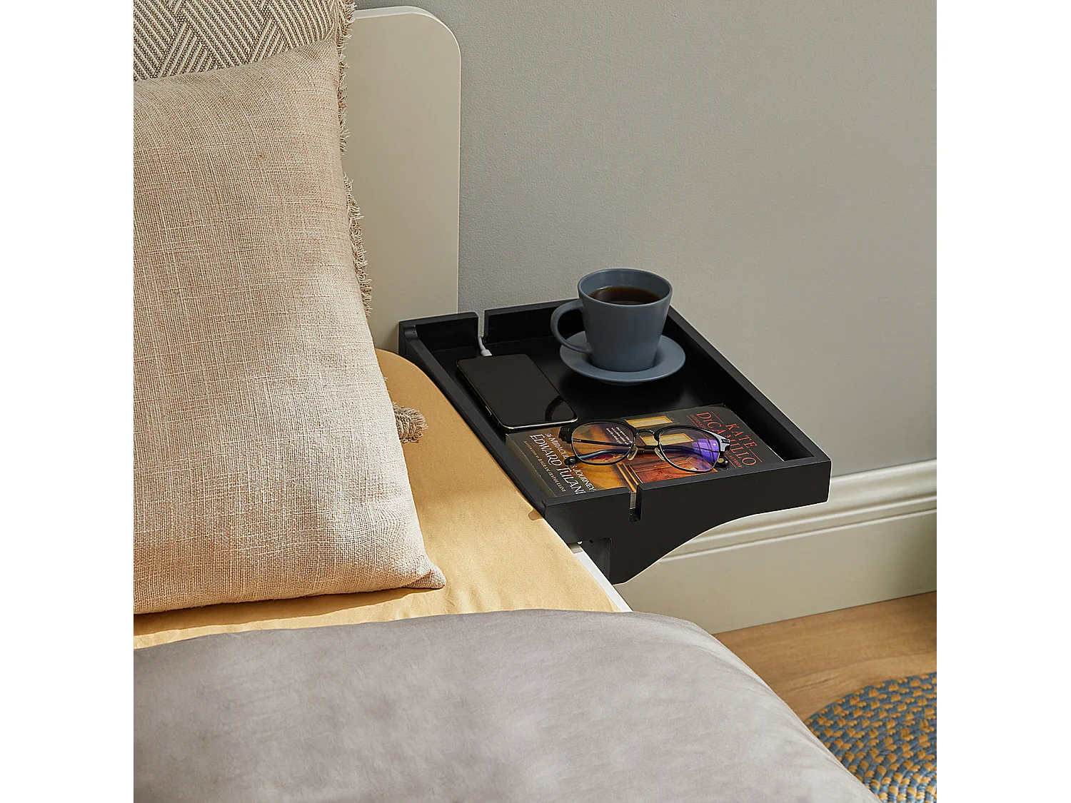 Estante de Noche de bambú Moderno Mesilla de Noche Flotante Ajustable para Habitaciones Pequeñas 36 x 8 x 25 cm Negro NKD01-SCH SoBuy ES