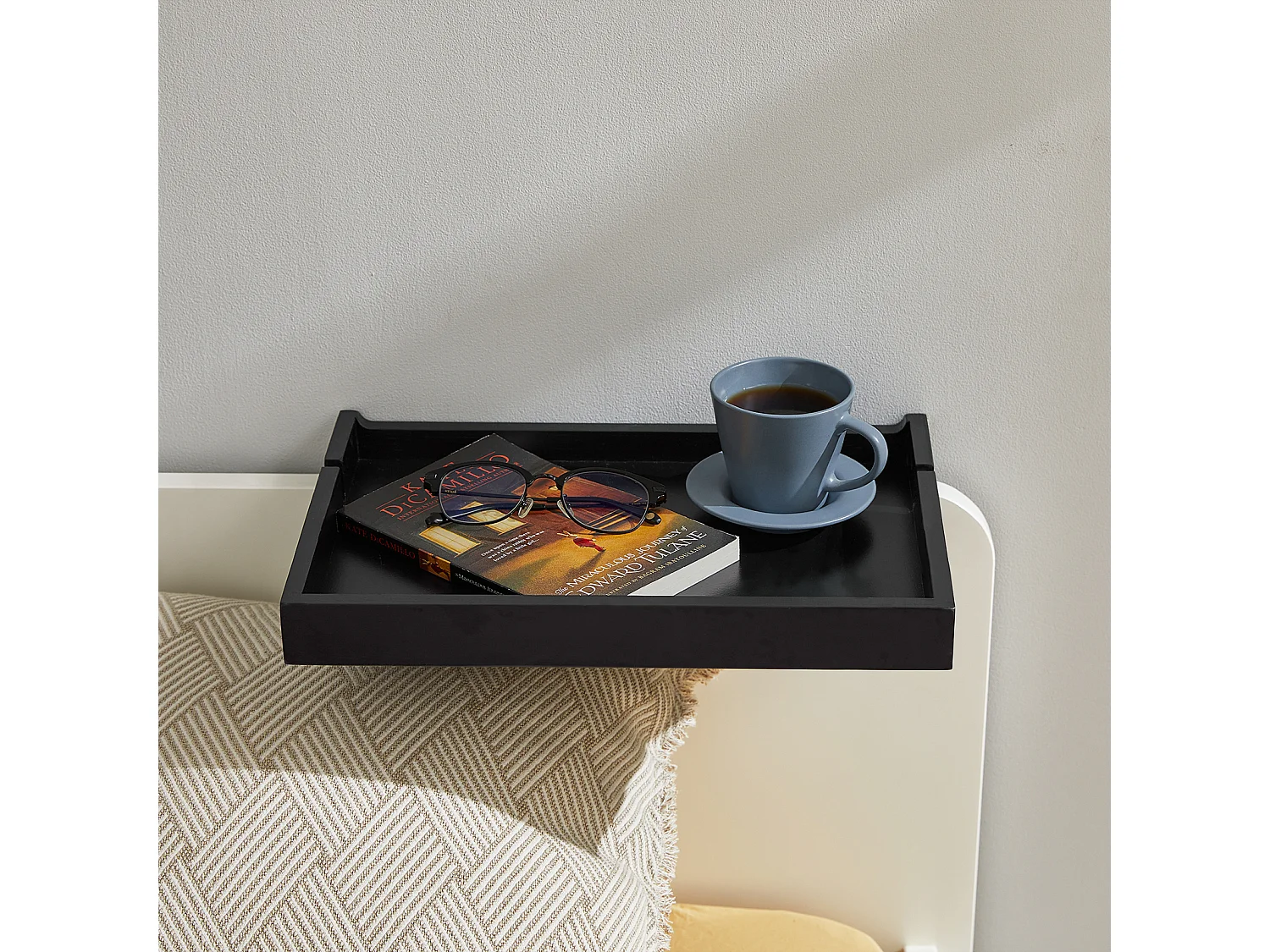 Estante de Noche de bambú Moderno Mesilla de Noche Flotante Ajustable para Habitaciones Pequeñas 36 x 8 x 25 cm Negro NKD01-SCH SoBuy ES