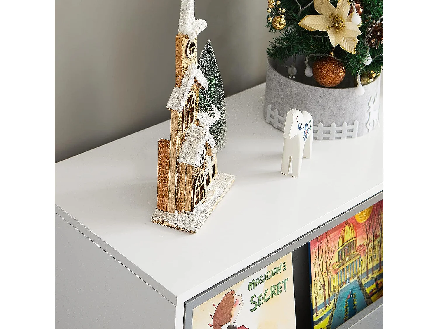 Étagère Enfants Commode pour Chambre d'Enfant avec Porte Coulissante Étagère à Jouets, KMB33-W