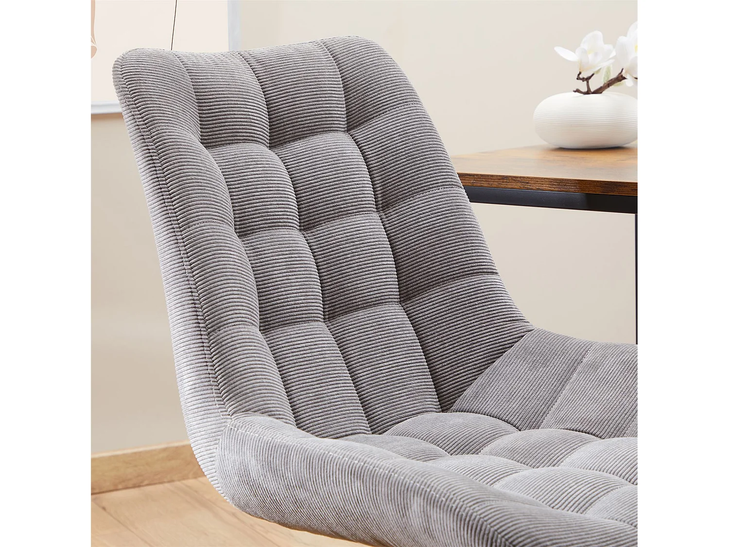Chaise de bureau VASILO fauteuil en velours côtelé gris avec piétement en métal laqué noir