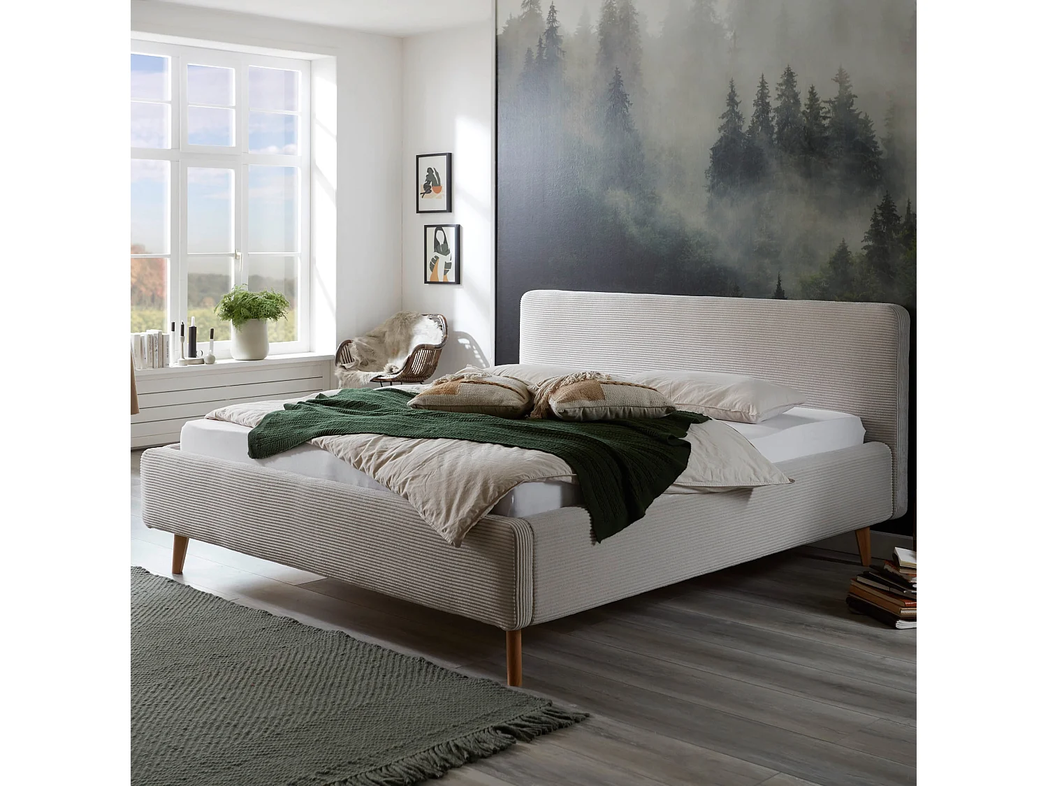 Lit rembourré en velours beige avec tête de lit lisse 140x200 - LT8002