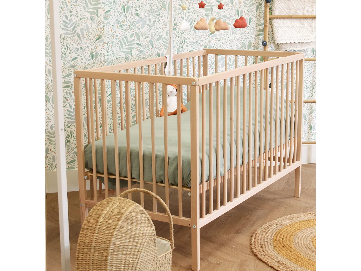 Lit bébé à barreaux en bois massif avec sommier réglable en hauteur 120x60 naturel