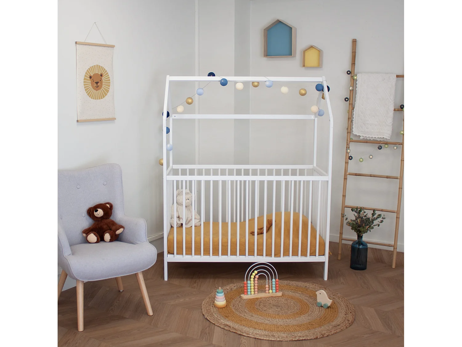 Lit bébé cabane évolutif en bois massif blanc 60x120