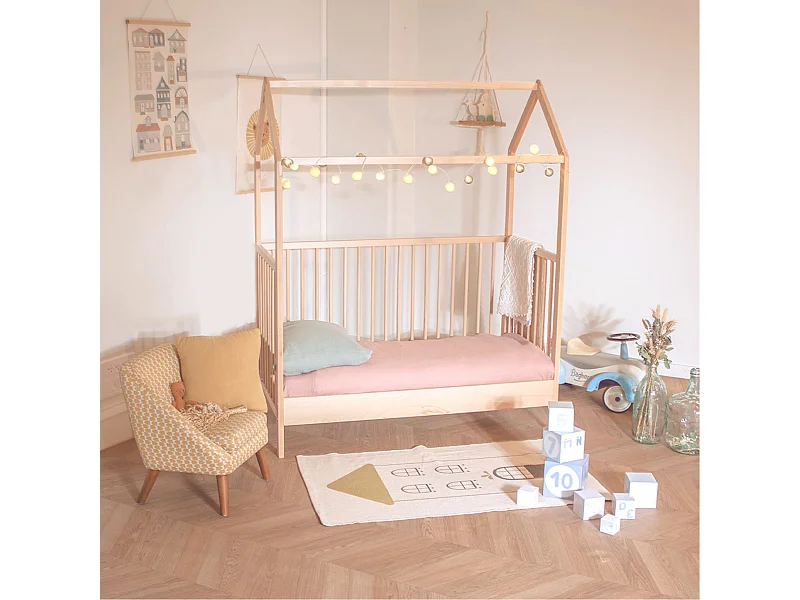 Lit bébé cabane évolutif en bois massif naturel 60x120