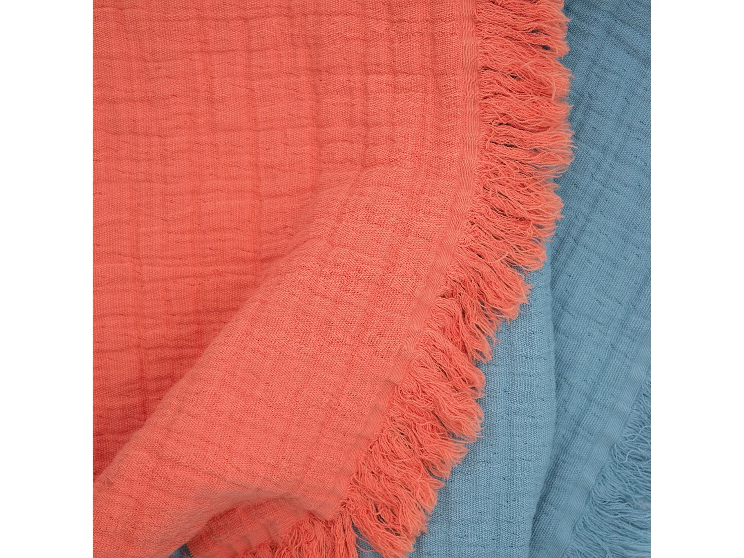 Plaid avec franges 125x180 cm BREHAT 100% gaze de coton bleu orage