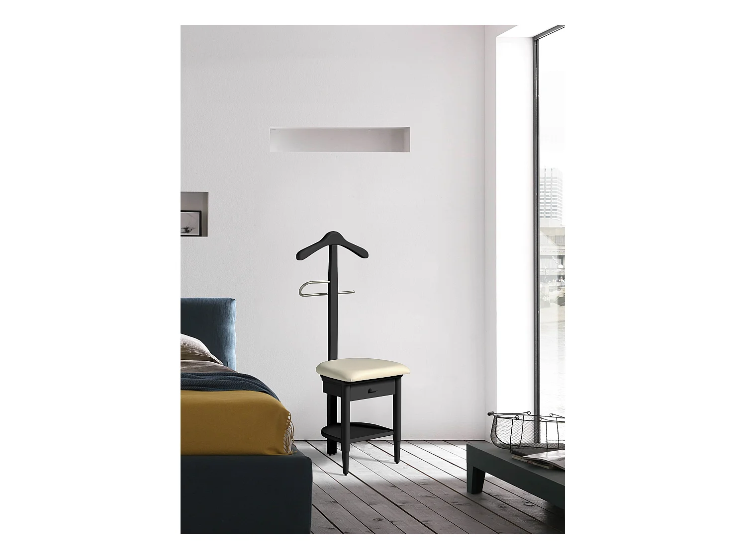 Valet de nuit - H115cm x L45cm x P41cm - hêtre massif noir - Stanza