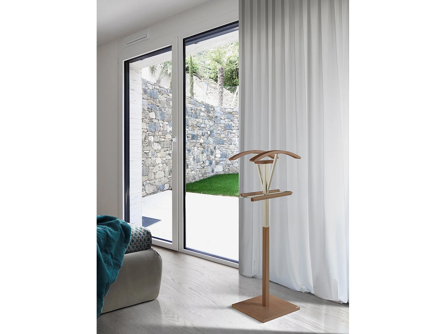 Valet de nuit - H110cm x L47cm x P34cm - hêtre massif noyer - Couple