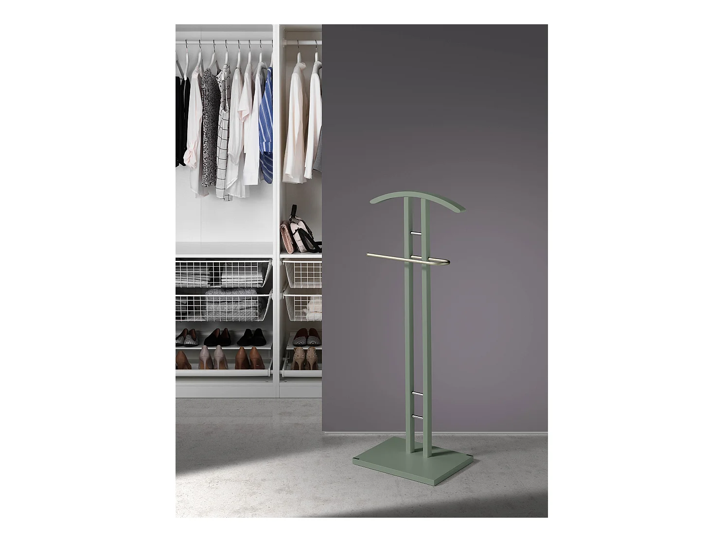 Valet de nuit - H111cm x L46cm x P28cm - hêtre massif vert - Chicago