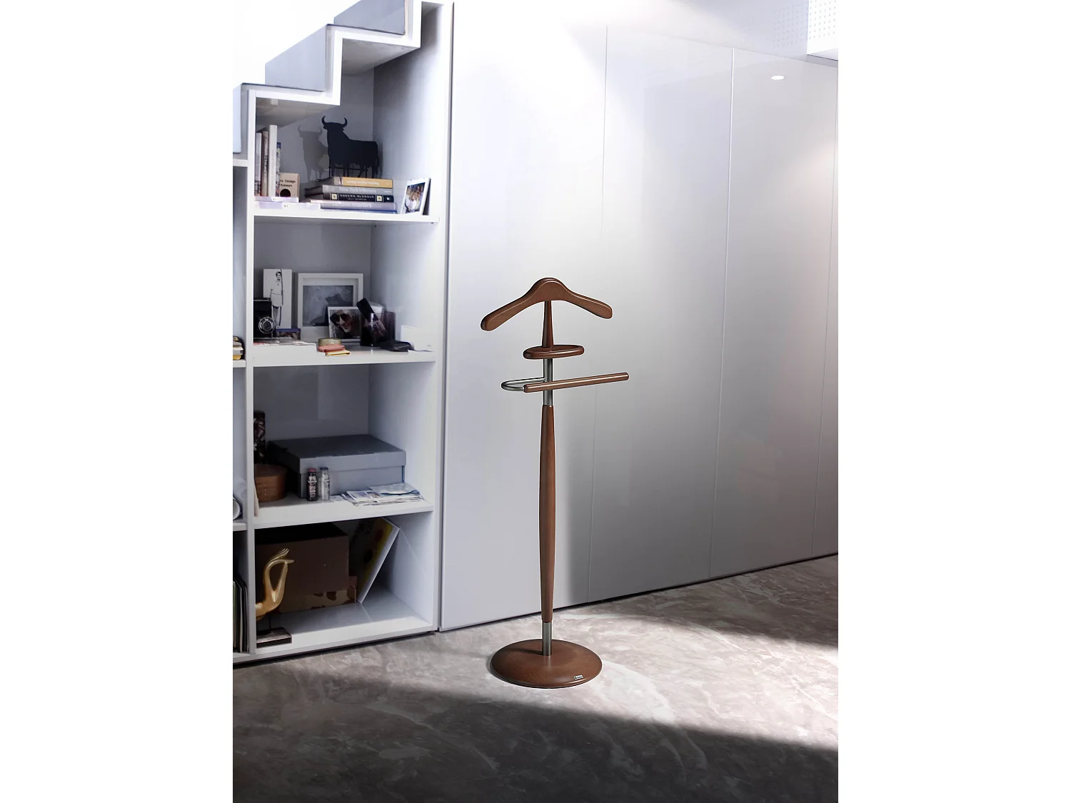 Valet de nuit - H110cm x L45cm x P32cm - hêtre massif  - Genova