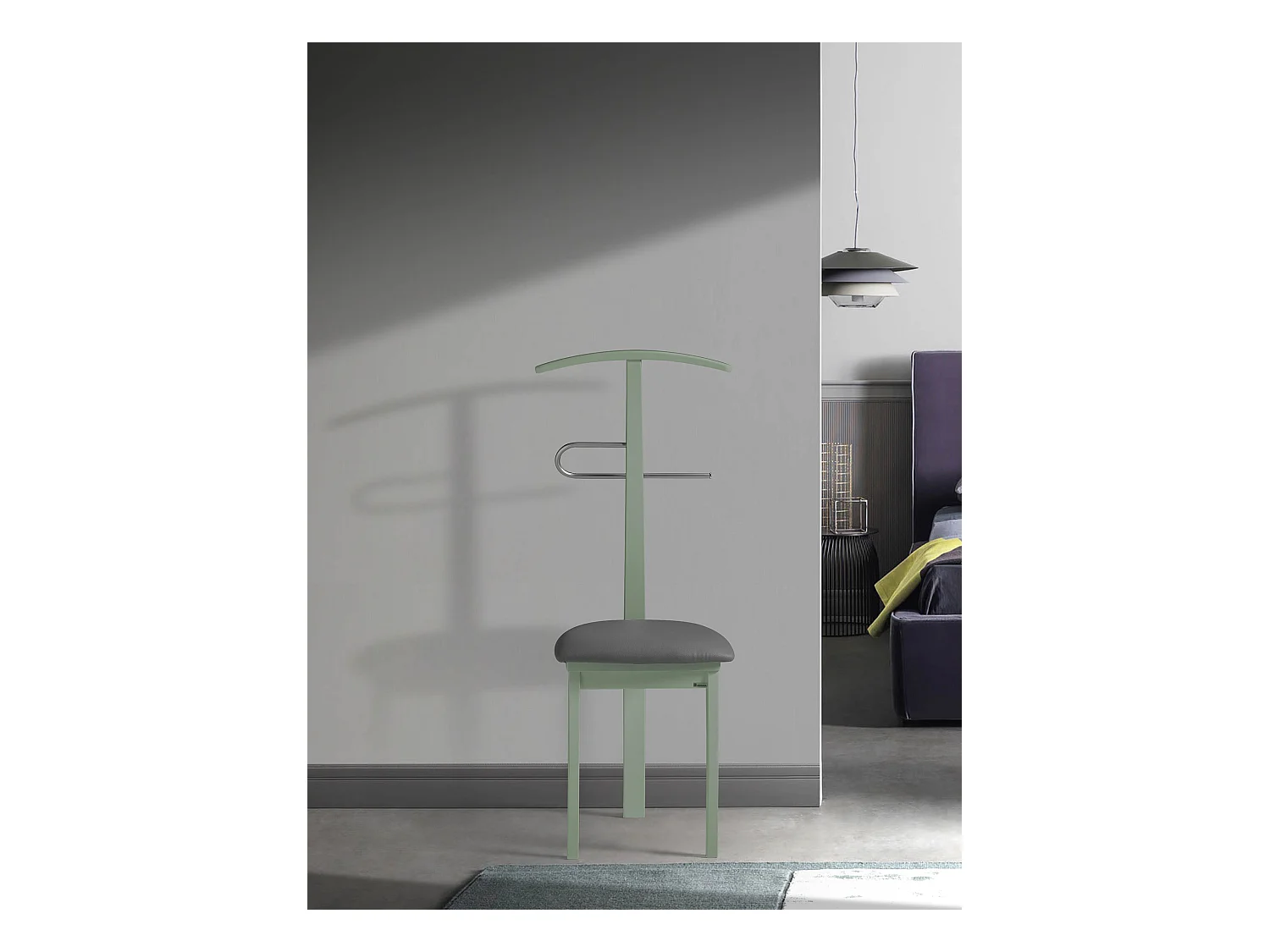 Valet de nuit - H108cm x L46cm x P44cm - hêtre massif vert - Stilizzato