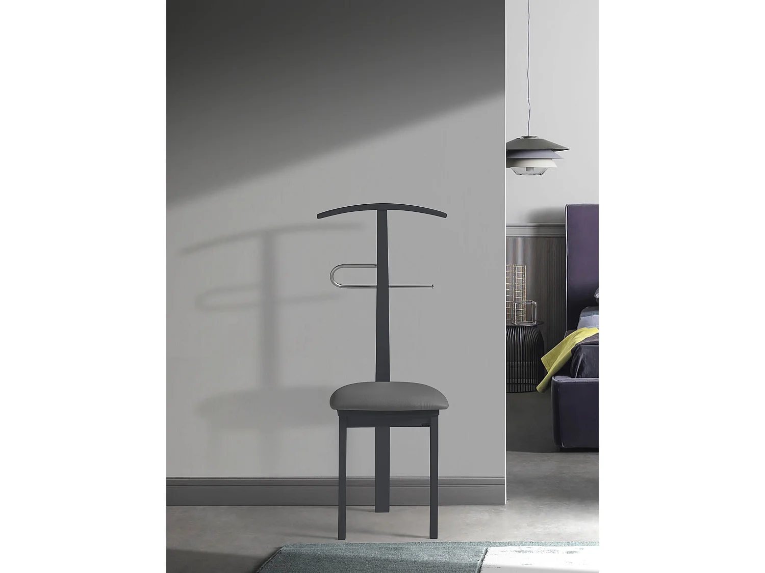 Valet de nuit - H108cm x L46cm x P44cm - hêtre massif gris graphite - Stilizzato