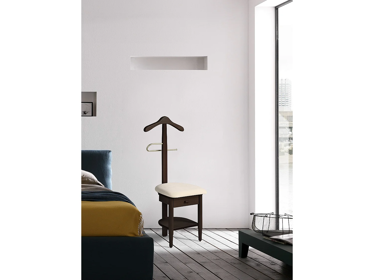 Galán de noche - A115cm x L45cm x F41cm - haya maciza wengue - Stanza